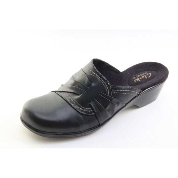 Clarks Shoes - NWOB Clarks Bendables Slip On Slides Comfort Leather Black Mules Women's Sz 9